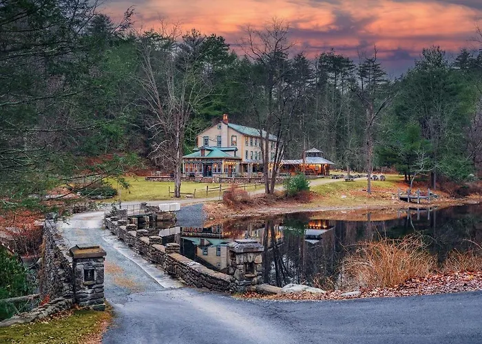 Poconos Mansion With Pool Hot Tub And Sauna Tennis And Lake